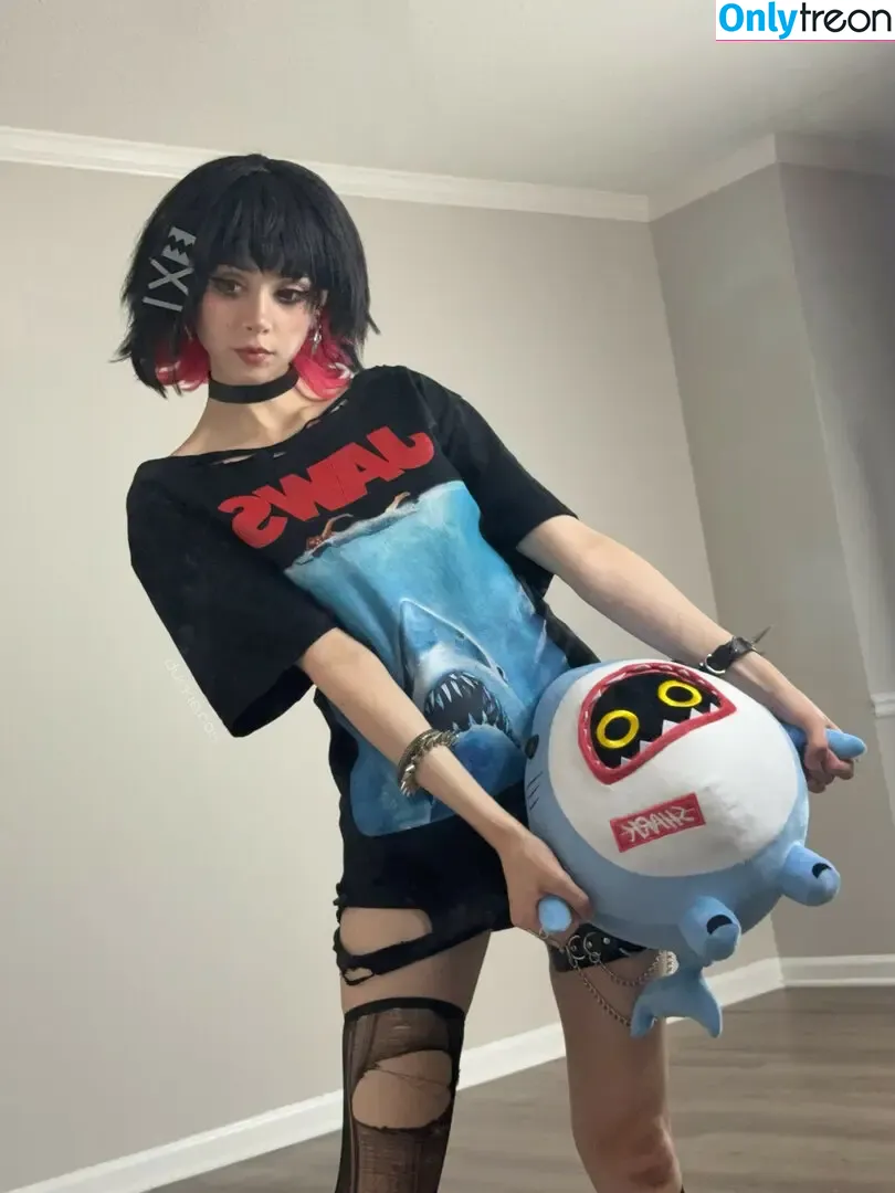 Duckie.Cos nude photo #0512 (Lexi / darlingducky / duckie_cos)