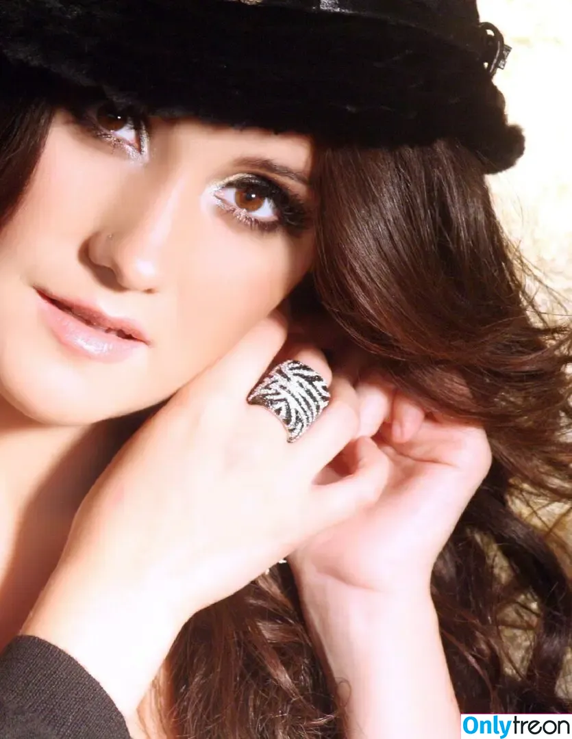 Dulce Maria голая photo #0976 (dulcemar19 / dulcemaria)