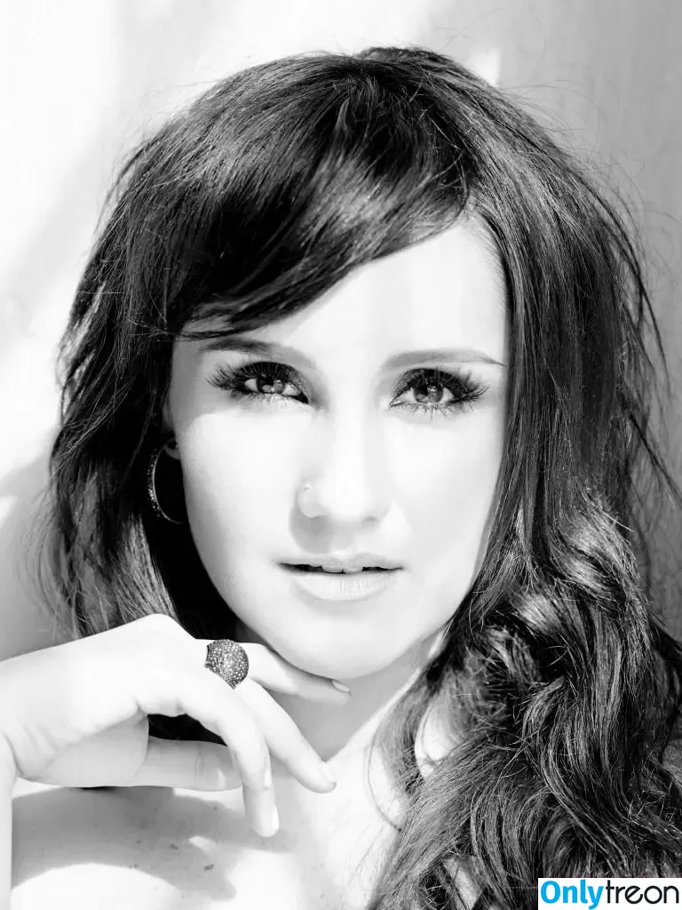 Dulce Maria голая photo #0977 (dulcemar19 / dulcemaria)