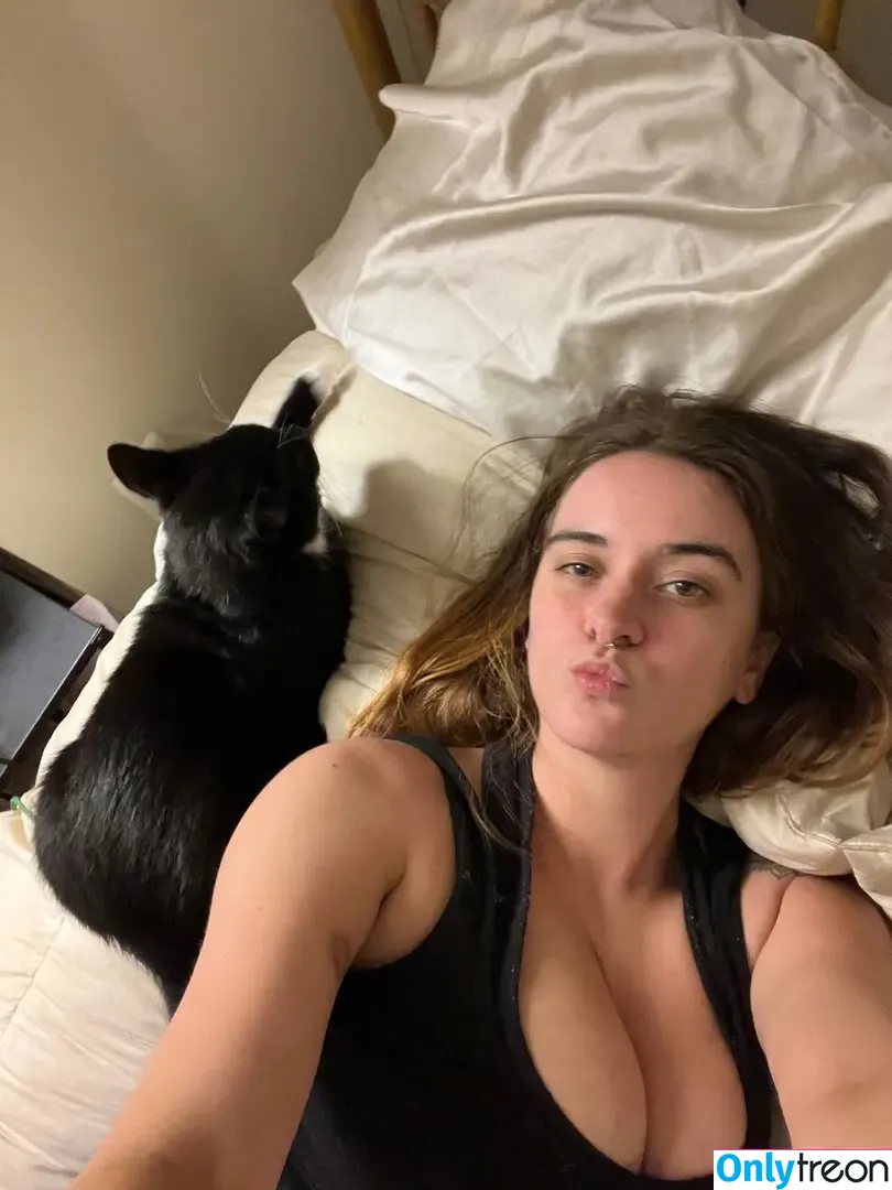 dumbbitchmurphy nude photo #0015 (dumbbitchmurphy)