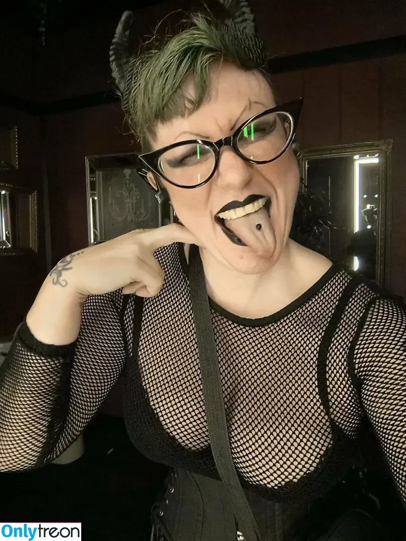 dutchessofsalty nude photo #0026 (dutchessofsalt)