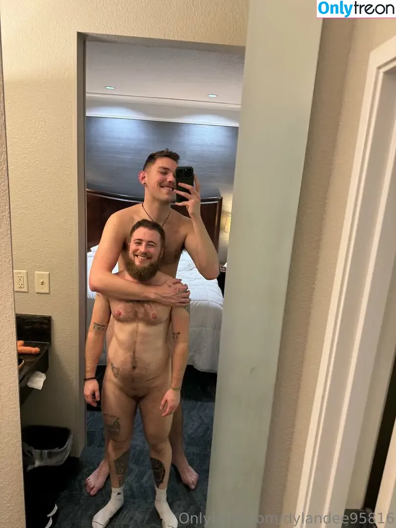 dylandixon голая photo #0042 (dylandixon)