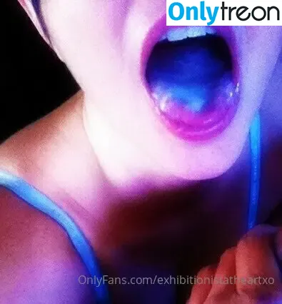 eahxox nude photo #0034 (l.eah.xox)