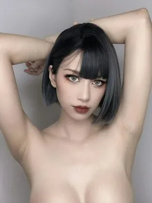 EarniesHime / Earnies.h фото голая #0016