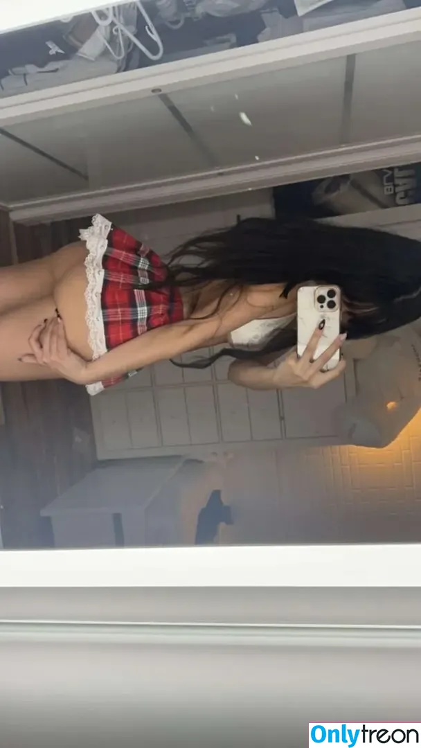 easha nude photo #0008 (angel / aquababyesha / kitten)
