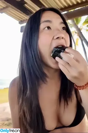 eatingalonediaries / khaleesi420eats nude photo #0064