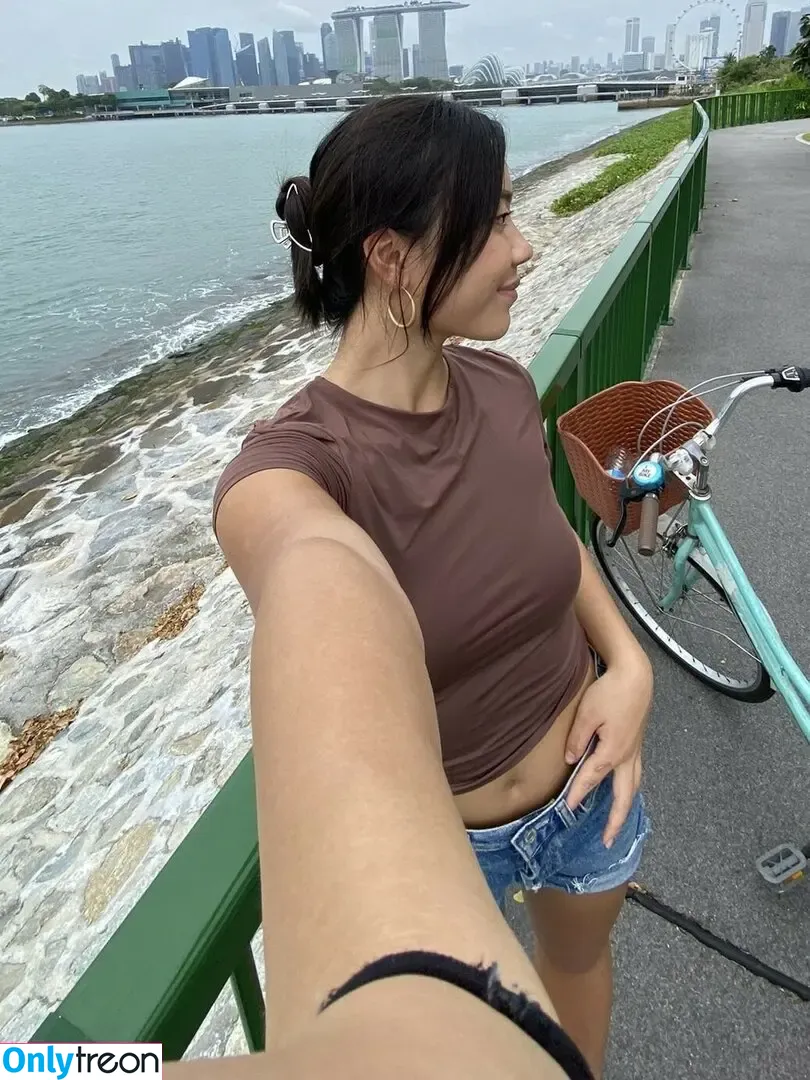 eatingalonediaries nude photo #0035 (khaleesi420eats)