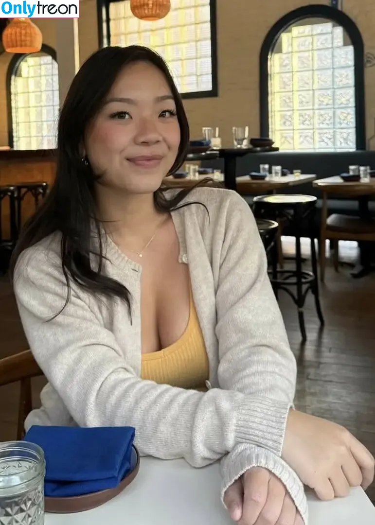 eatingalonediaries nude photo #0117 (khaleesi420eats)