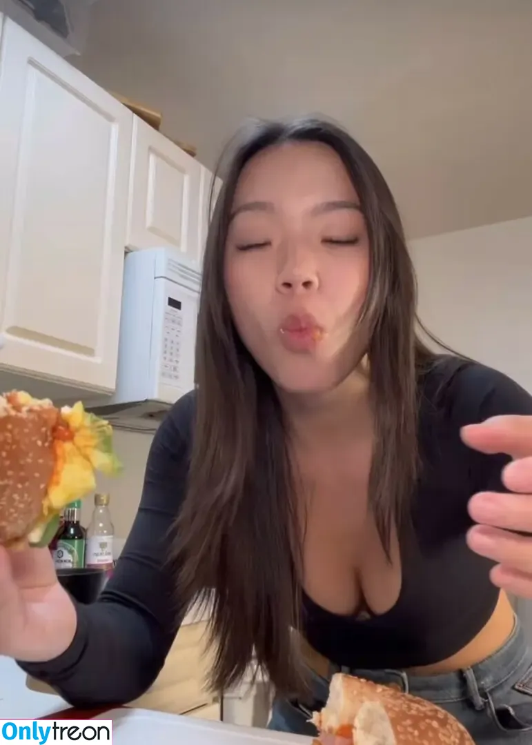 eatingalonediaries nude photo #0151 (khaleesi420eats)