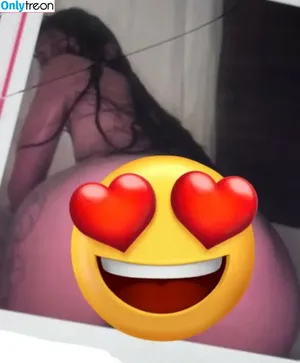 eatmjsbombpussc / meeciemae nude photo #0018
