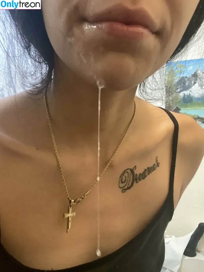 eatmjsbombpussc nude photo #0003 (meeciemae)