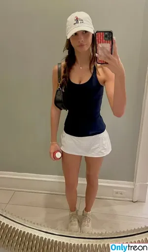 ebakesgolf / erikabakerr / irlandasanchez nude photo #0033