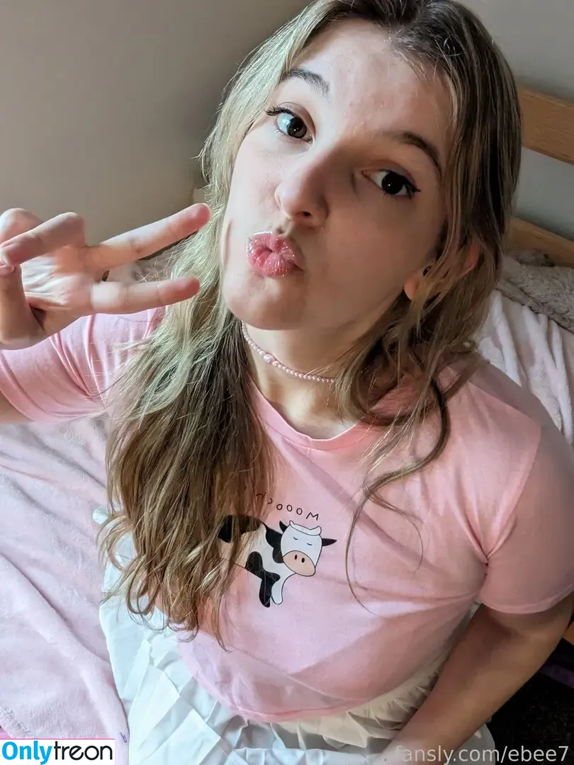 Ebee7 голая photo #0038 (Cute Kinky F18 / ebee07)