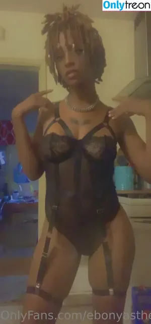ebonyastheticxxx / ebony.aesthetics nude photo #0002