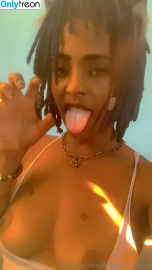 ebonyastheticxxx / ebony.aesthetics nude photo #0026