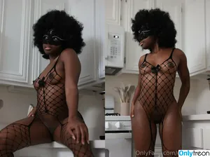 ebonybutts / realebonyb nude photo #0042