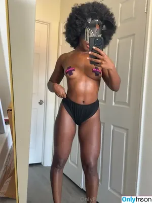 ebonybutts / realebonyb nude photo #0049
