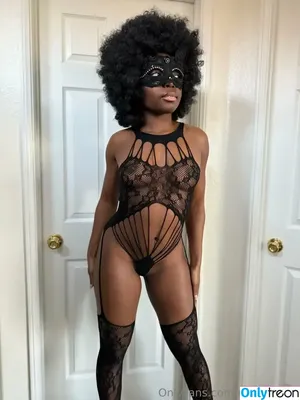 ebonybutts / realebonyb фото голая #0076