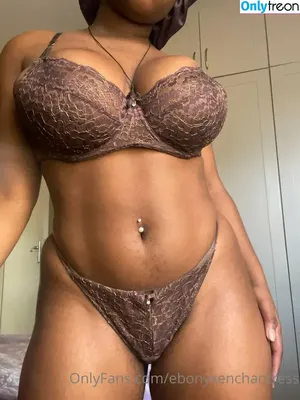  nude photo #0001