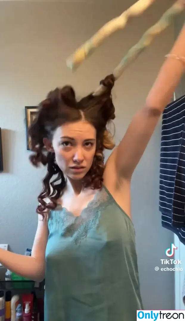 Echochlo nude photo #0114 (Echochlo)
