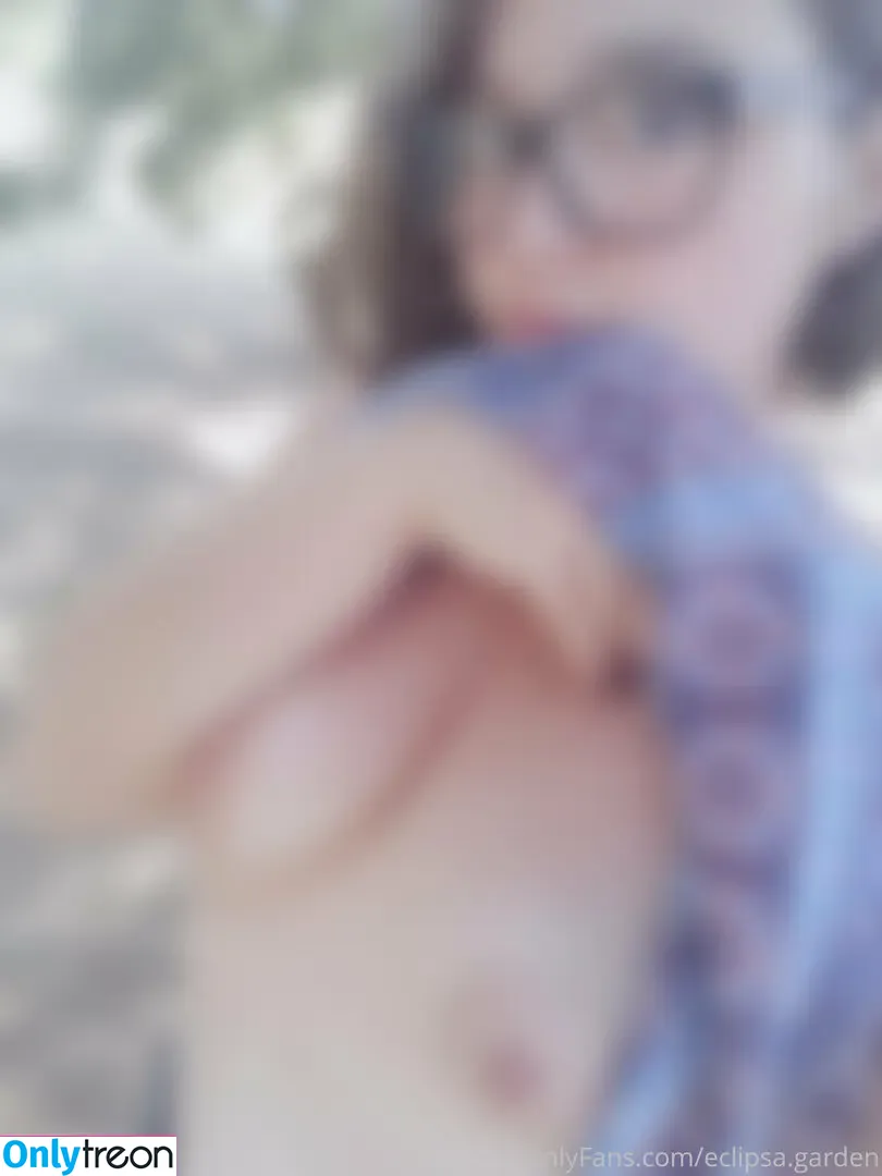 eclipsa.garden nude photo #0047 (eclipsa_gardens)
