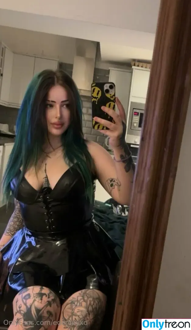 edenivyxo nude photo #0584 (edenivyxx)