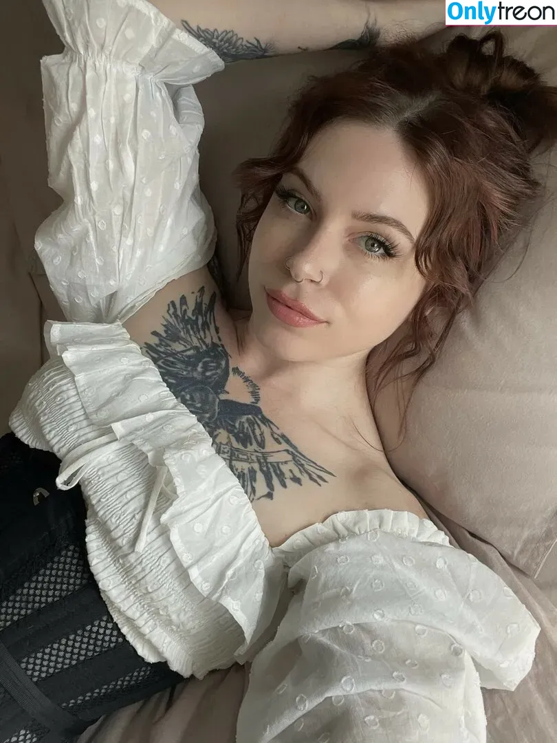 edgarallanxhoe nude photo #0003 (edgarallanxhoex)