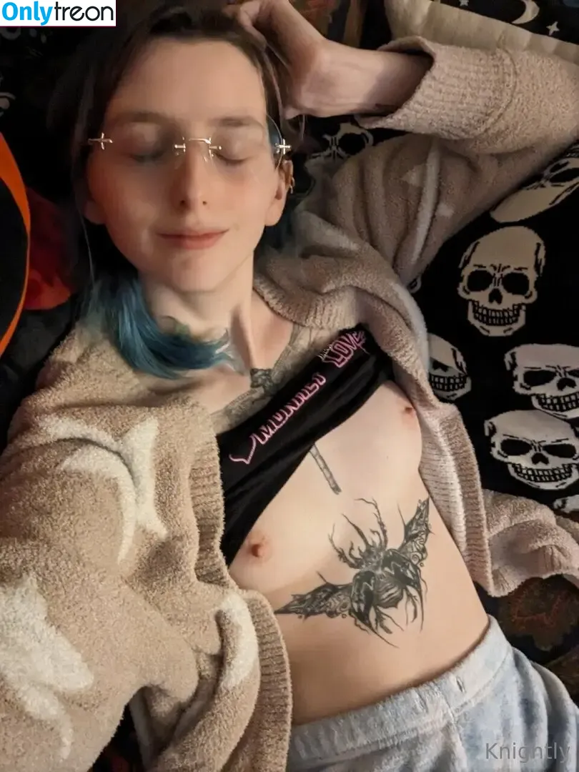 edgykittykat голая photo #0041 (Knightly / The_Waaa / edgy.kitty)