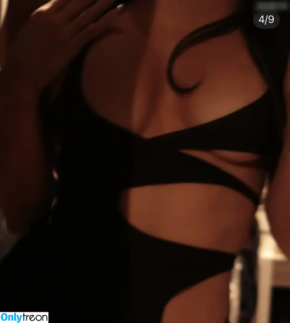 Edita Aradinovic nude photo #0021 (editaaradinovic)