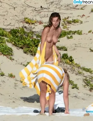 Edita Vilkeviciute / edita_vilkeviciute / evilkeviciute nude photo #0041