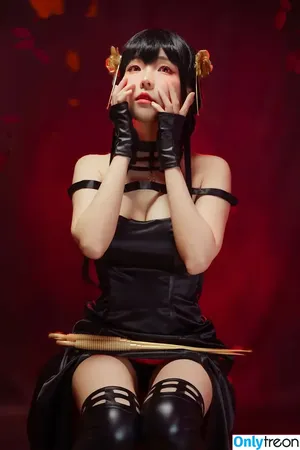 eeelyeee / Ely Cosplay / Ely_eee nude photo #1169