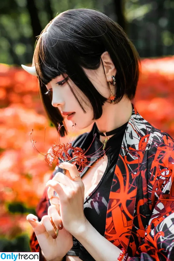 eeelyeee голая photo #1045 (Ely Cosplay / Ely_eee)