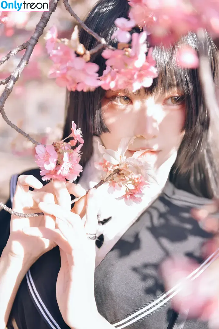eeelyeee голая photo #1270 (Ely Cosplay / Ely_eee)