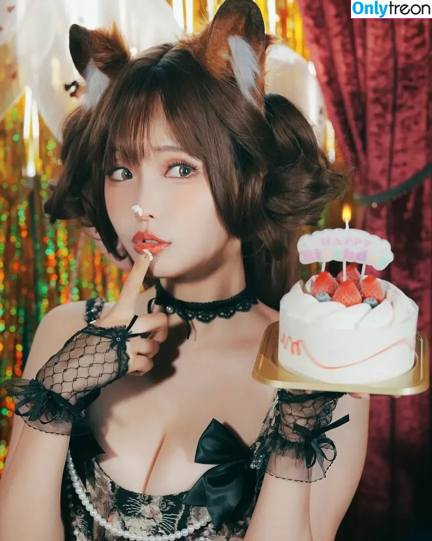 eeelyeee nude photo #1292 (Ely Cosplay / Ely_eee)