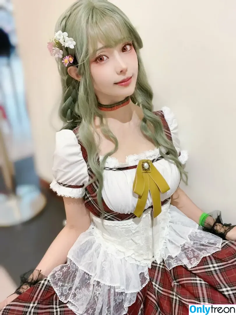 eeelyeee голая photo #1318 (Ely Cosplay / Ely_eee)