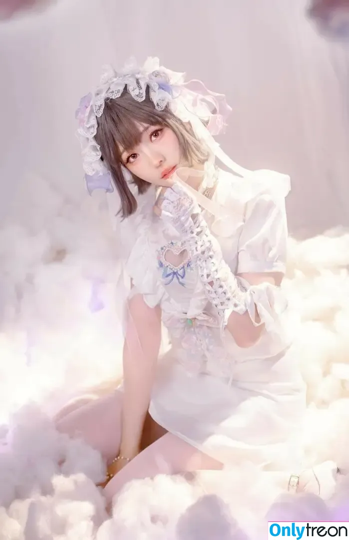 eeelyeee nude photo #1329 (Ely Cosplay / Ely_eee)