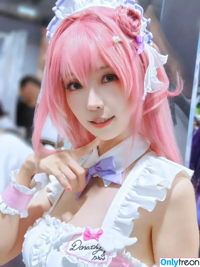 eeelyeee nude photo #1432 (Ely Cosplay / Ely_eee)