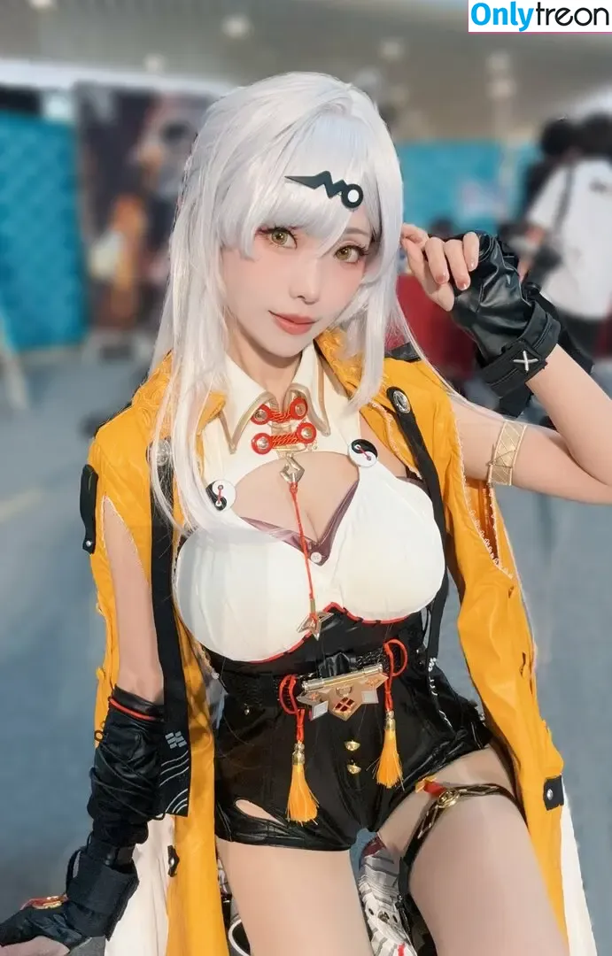 eeelyeee nude photo #1434 (Ely Cosplay / Ely_eee)