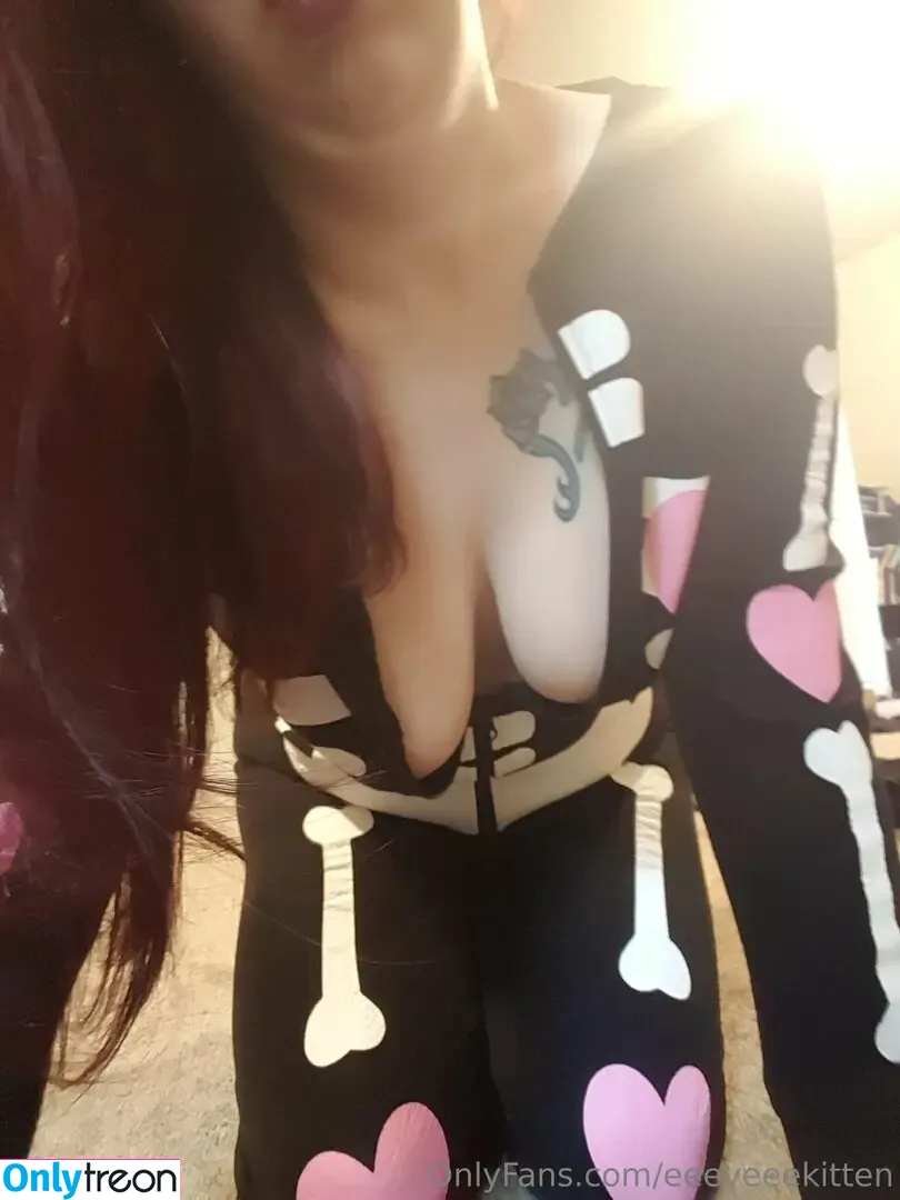 eeeveeekitten голая photo #0070 (eeeveeekitten)