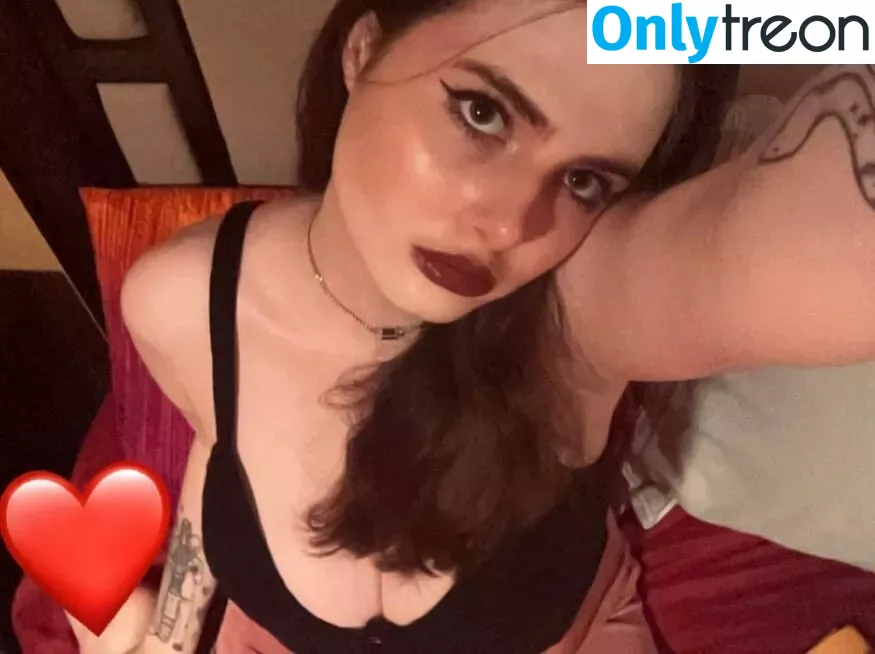 eekhat nude photo #0044 (blubberlardface)
