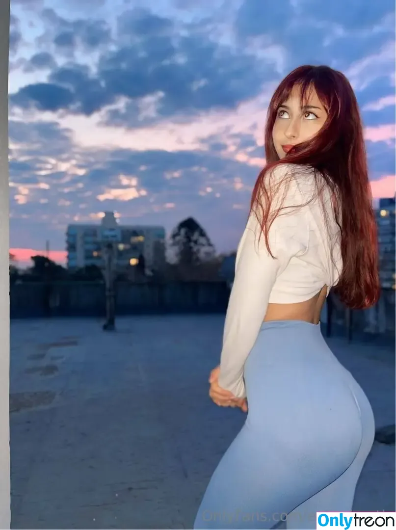 eelizabeeth голая photo #0010 (_.eelizabeeth_)