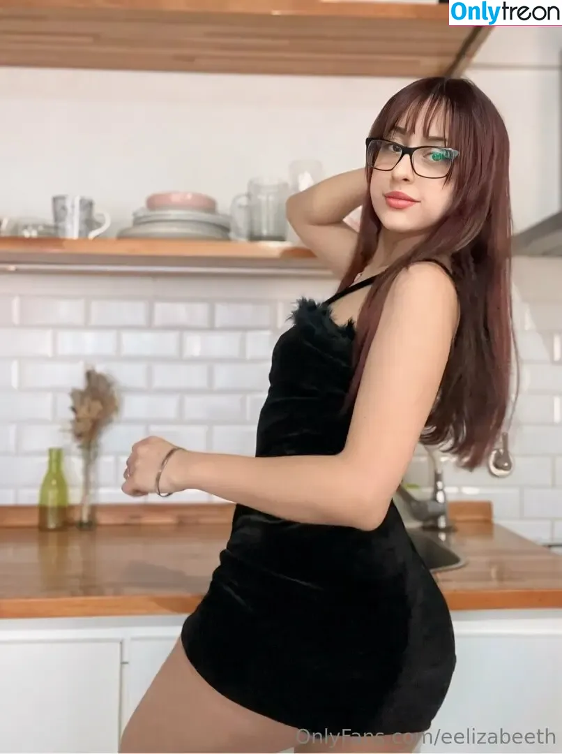 eelizabeeth голая photo #0028 (_.eelizabeeth_)