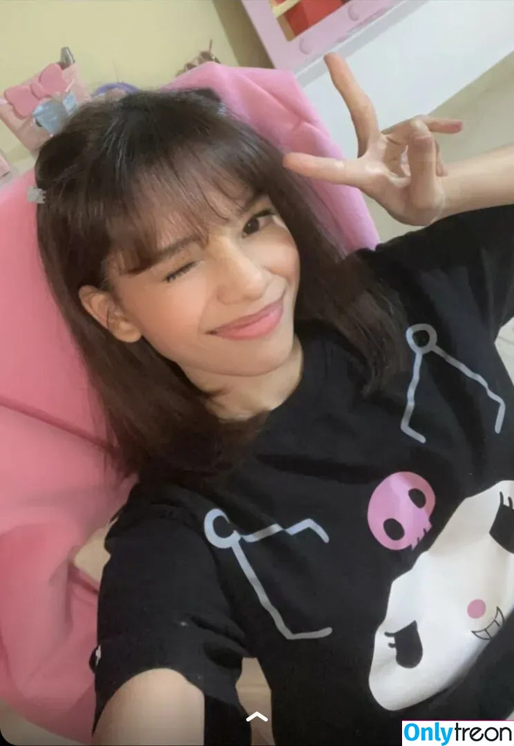 Eevee Enara nude photo #0003 (eeveenara / eeveenings)