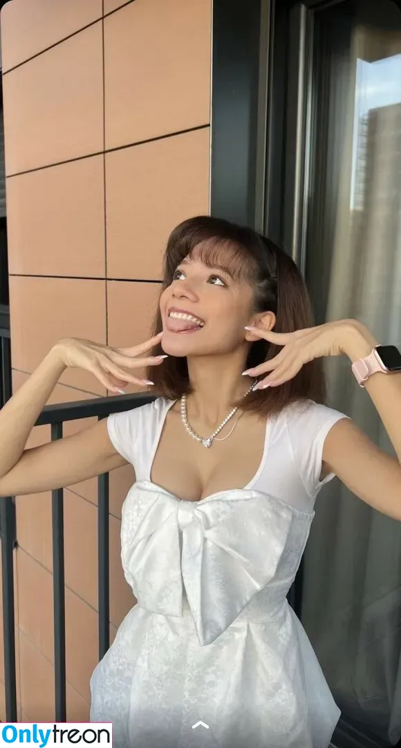 Eevee Enara nude photo #0053 (eeveenara / eeveenings)