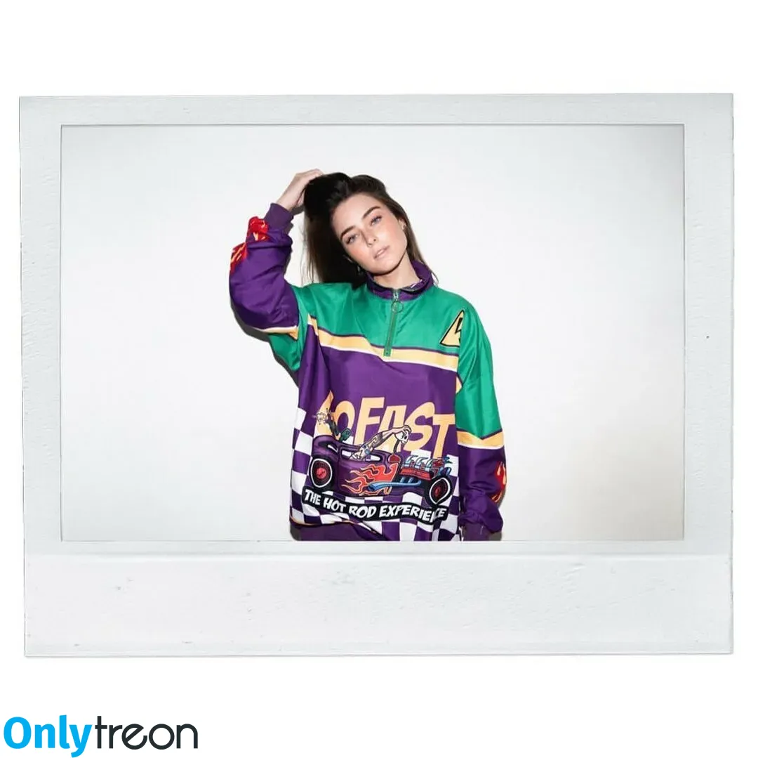 Effy Palarya голая photo #0101 (effypalarya / y.uwu1)