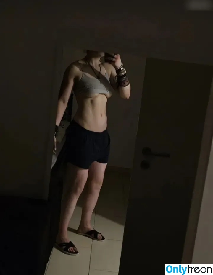 einfachnurchristiinaa nude photo #0012 (einfachnurchristiinaa)