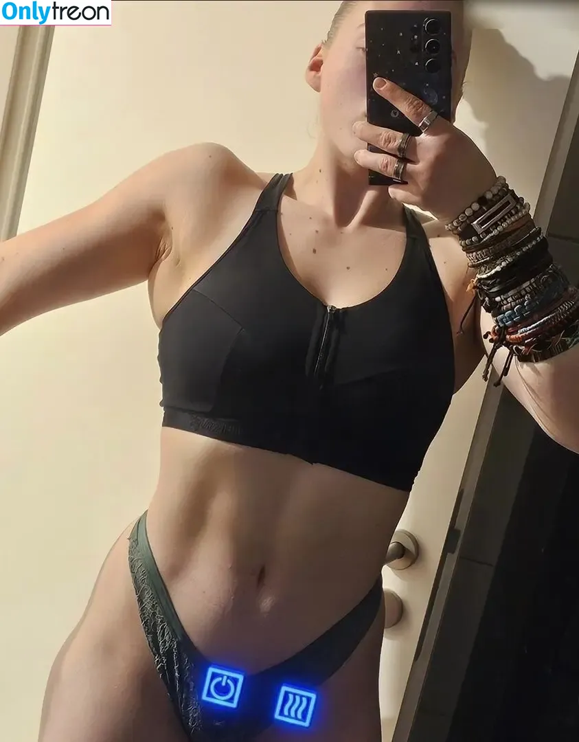 einfachnurchristiinaa nude photo #0030 (einfachnurchristiinaa)