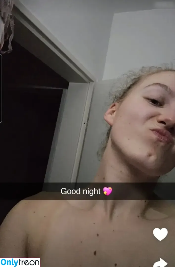einfachnurchristiinaa nude photo #0039 (einfachnurchristiinaa)