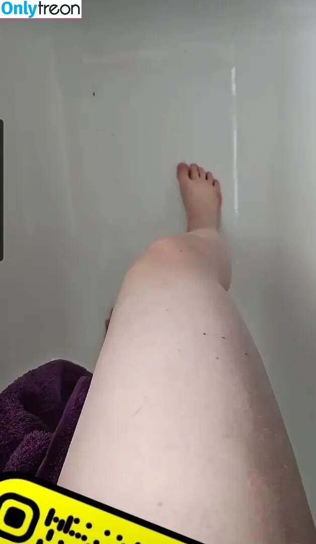 einfachnurchristiinaa nude photo #0067 (einfachnurchristiinaa)