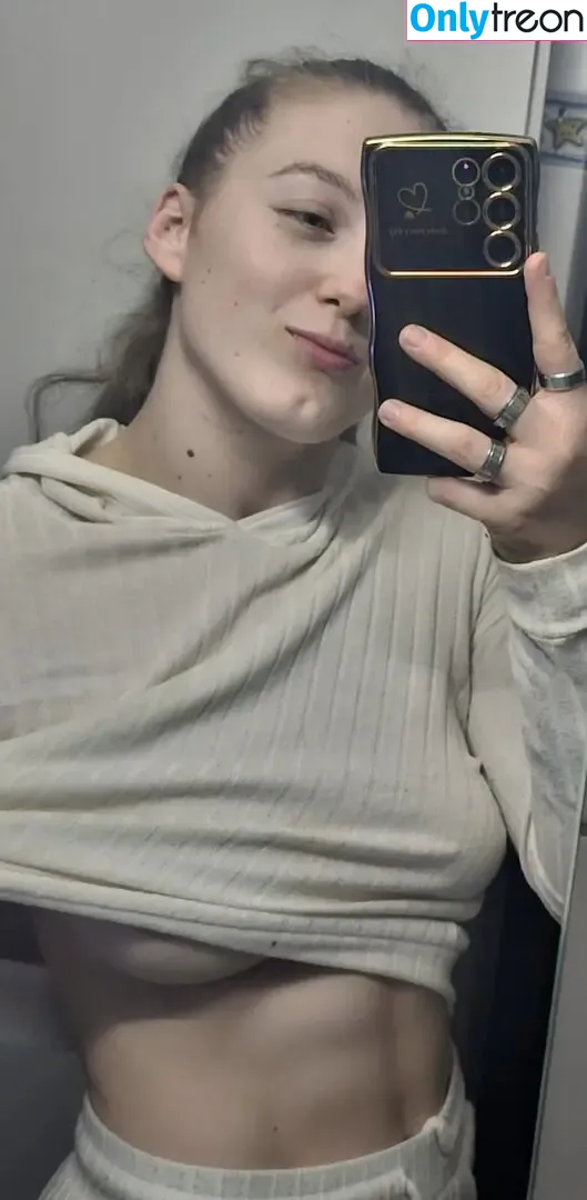 einfachnurchristiinaa nude photo #0086 (einfachnurchristiinaa)